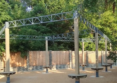 Терраса из металлоконструкций под ключ, проектирование, изготовление и монтаж от СтальСтрой-Влс